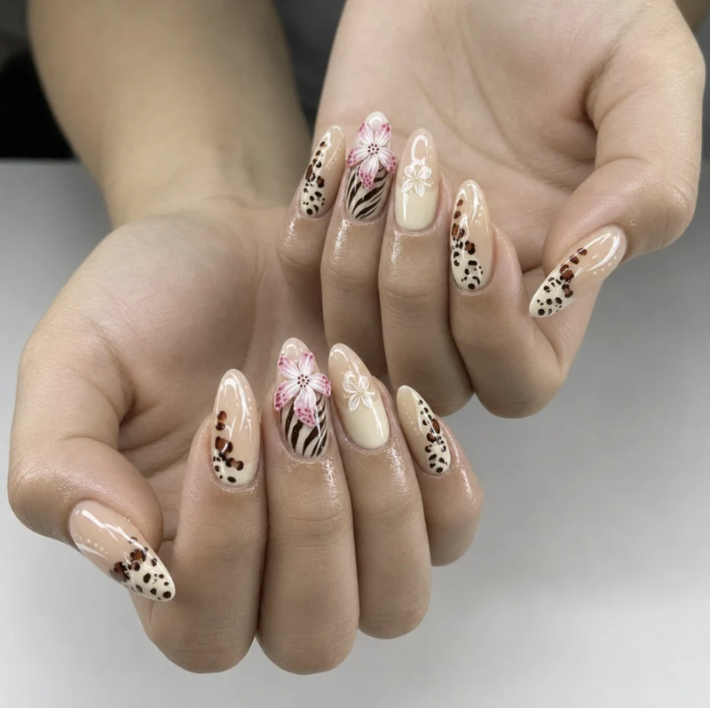 Dekorative Nagelkunst Verlängerungen