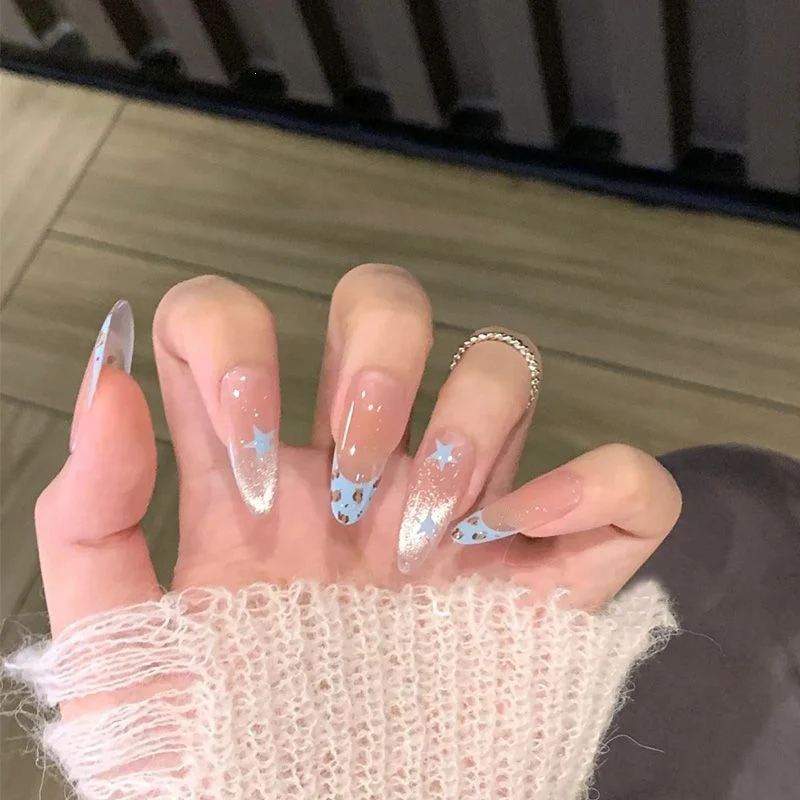 Dekorative Nagelkunst Verbesserungen
