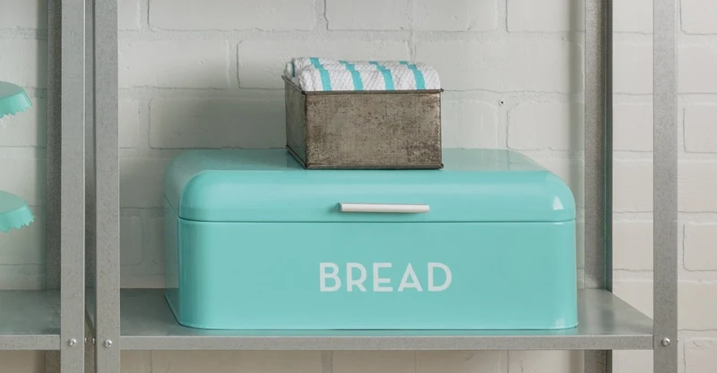 Retro Bread Box