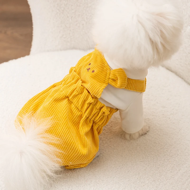 Hundeoverall mit Trägerhose aus Cord