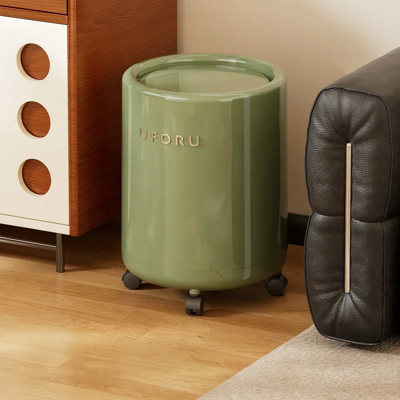 Großer Mülleimer mit Rollen und Pünktchen-Design