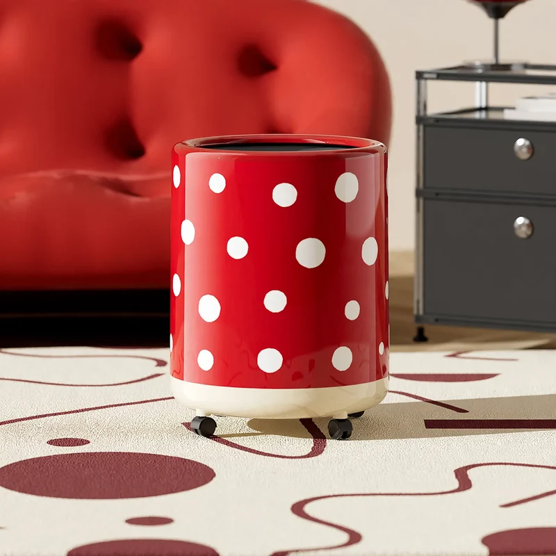 Großer Mülleimer mit Rollen und Pünktchen-Design