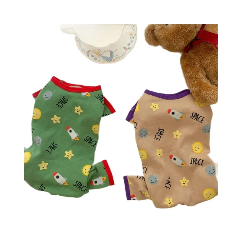 Hundeoverall mit vier Beinen aus Fleece
