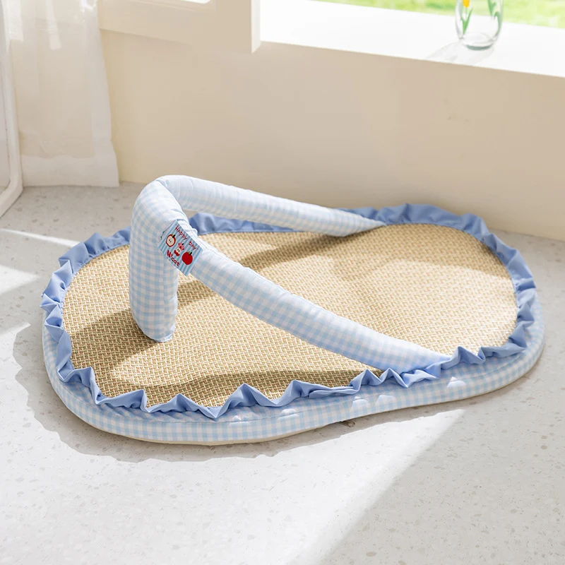 Atmungsaktive Haustiermatte aus Rattan, Sommer