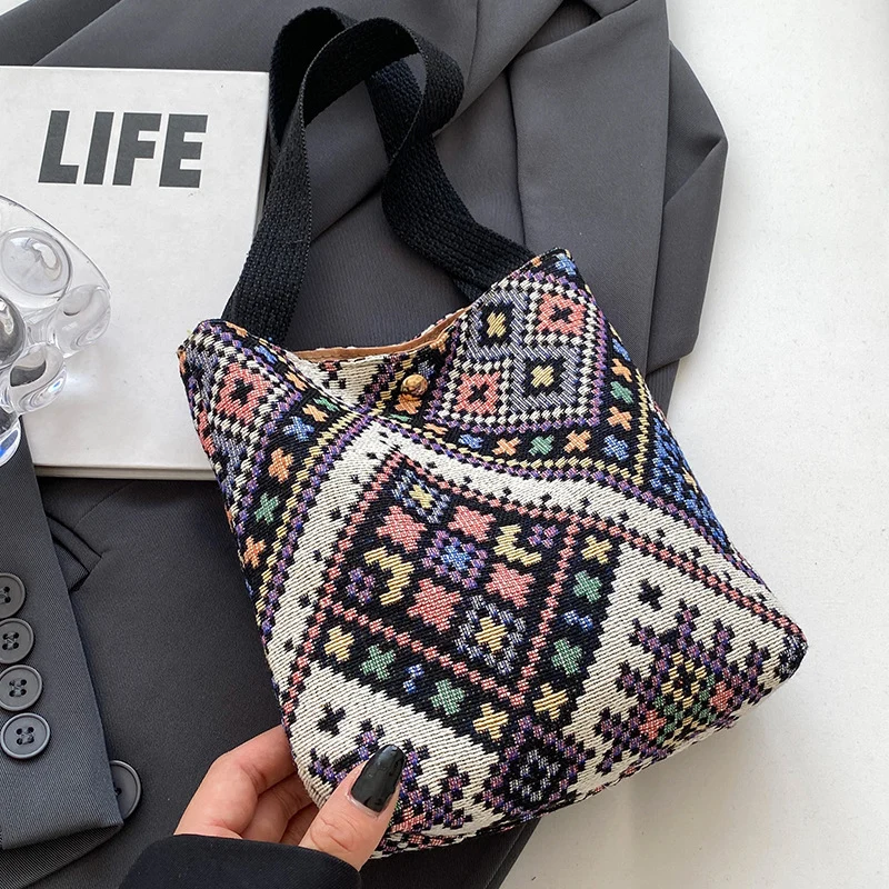 Moderne Gewebte Handtasche