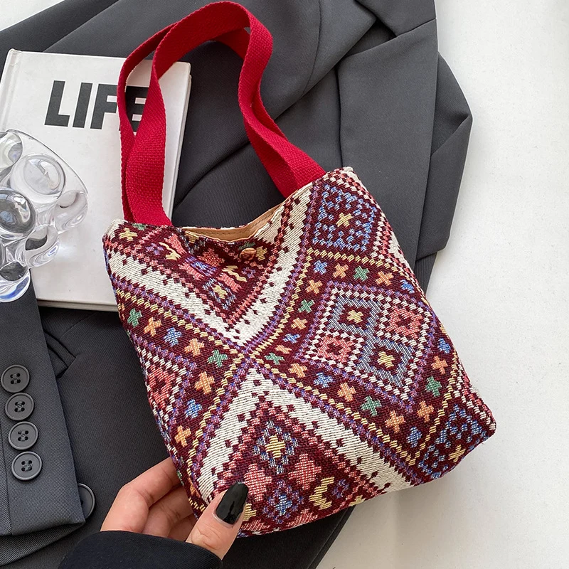 Moderne Gewebte Handtasche