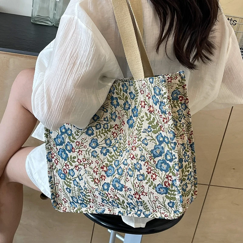 Blumen bestickte Canvas-Tasche 1790617150