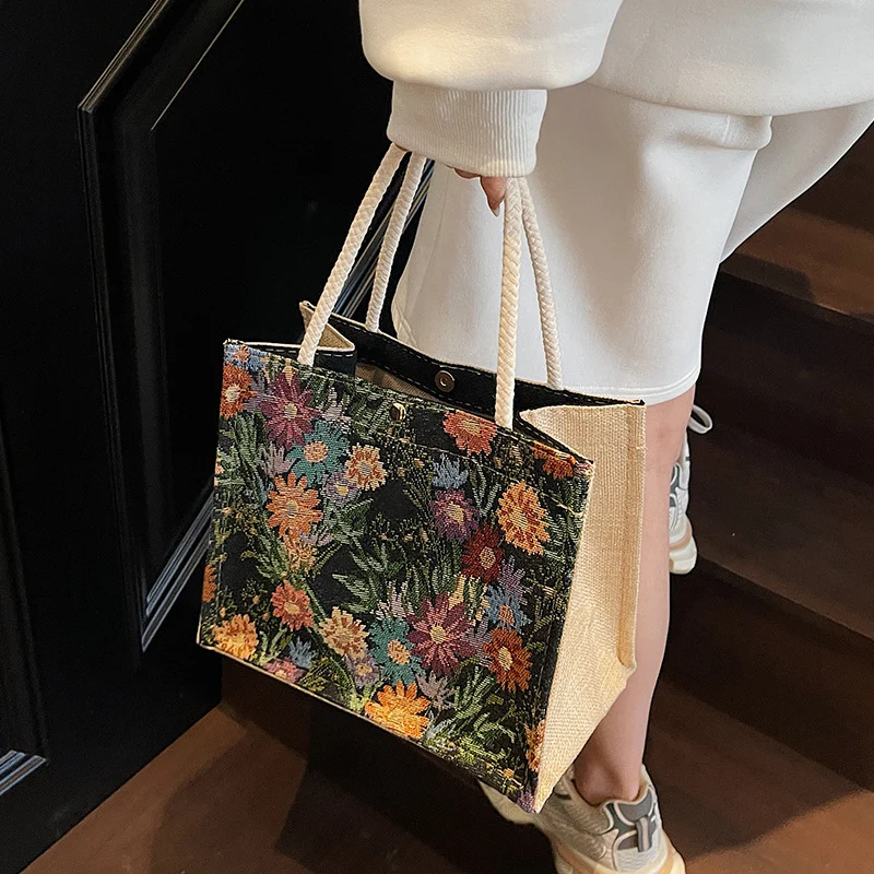 Blumen bestickte Canvas-Shopper-Tasche 1790616925
