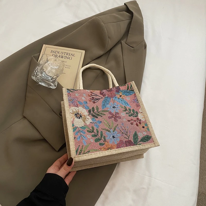 Blumenverzierte Mini-Tote-Bag