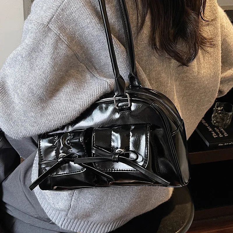 Modische lackierte Lederhandtasche