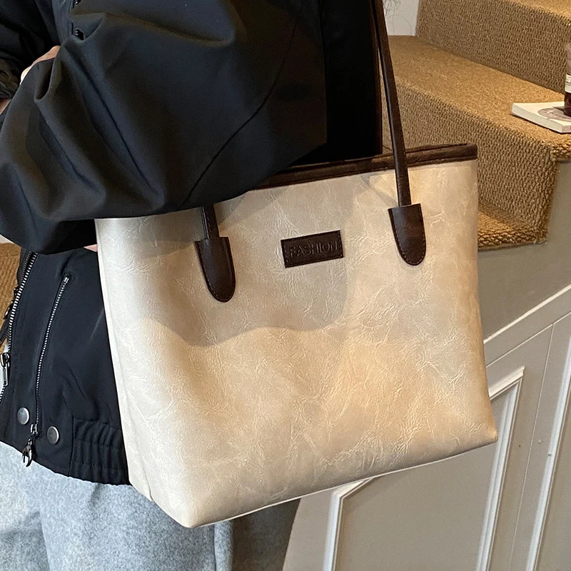 Elegante Strukturierte Tragetasche