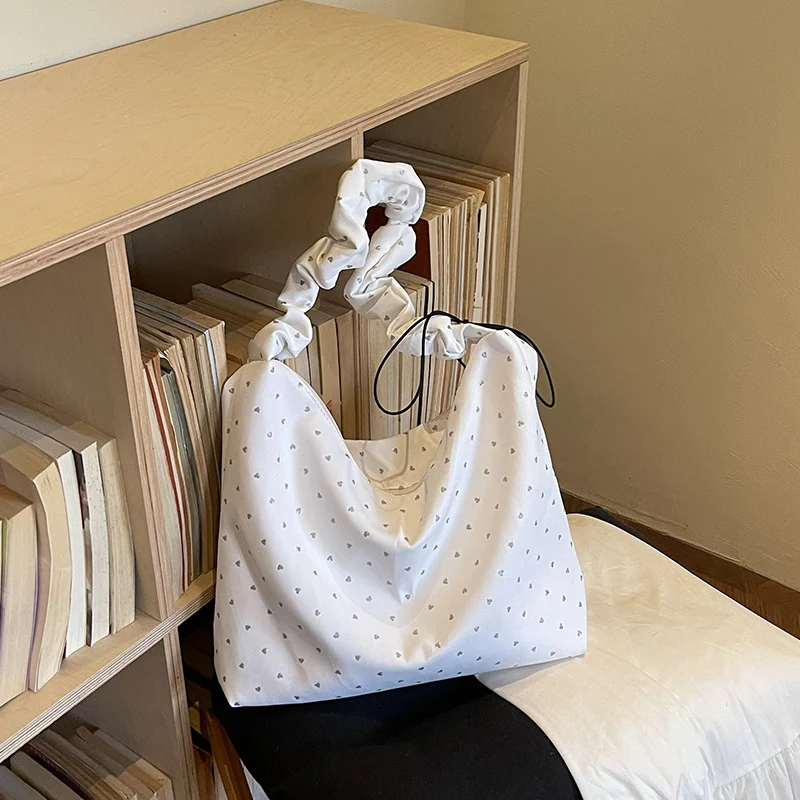 Moderne Übergroße Hobo-Tasche