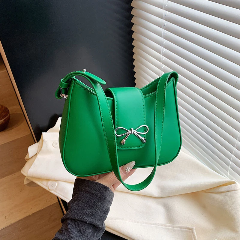 Elegante strukturierte Mini-Handtasche