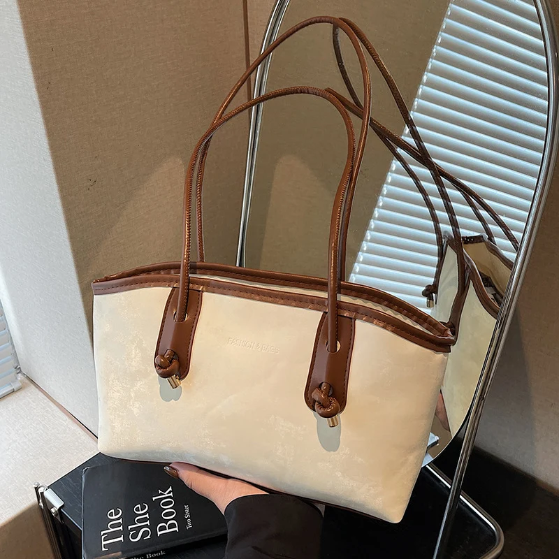 Elegante strukturierte Handtasche