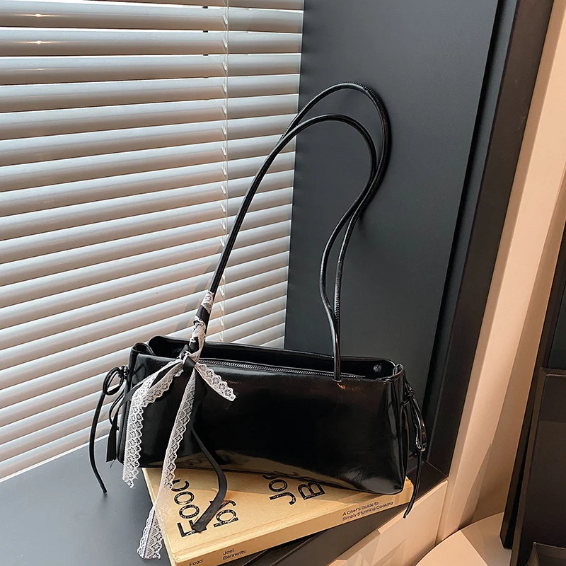 Minimalistische Handtaschen-Clutch