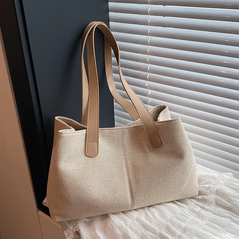 Elegante strukturierte Canvas-Handtasche