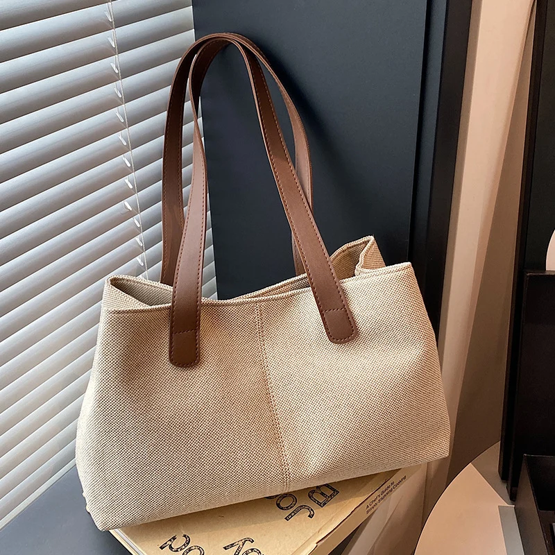 Elegante strukturierte Canvas-Handtasche