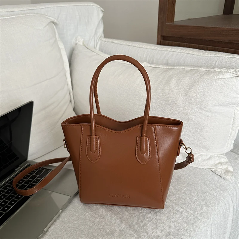 Luxuriöse strukturierte Handtasche