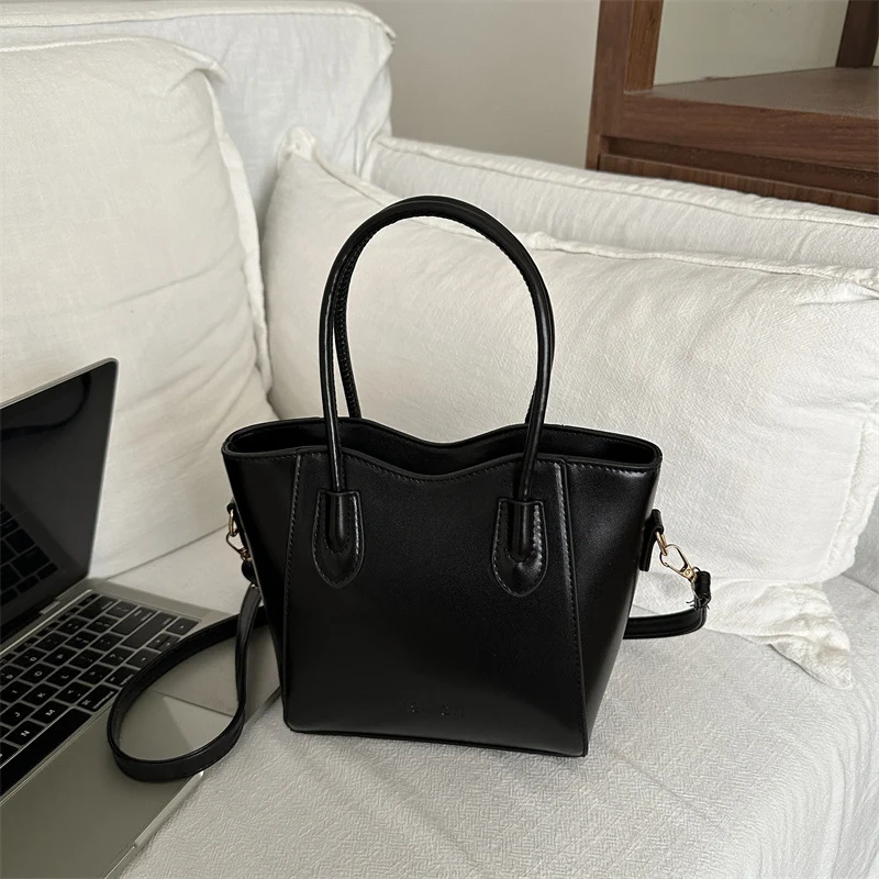 Luxuriöse strukturierte Handtasche