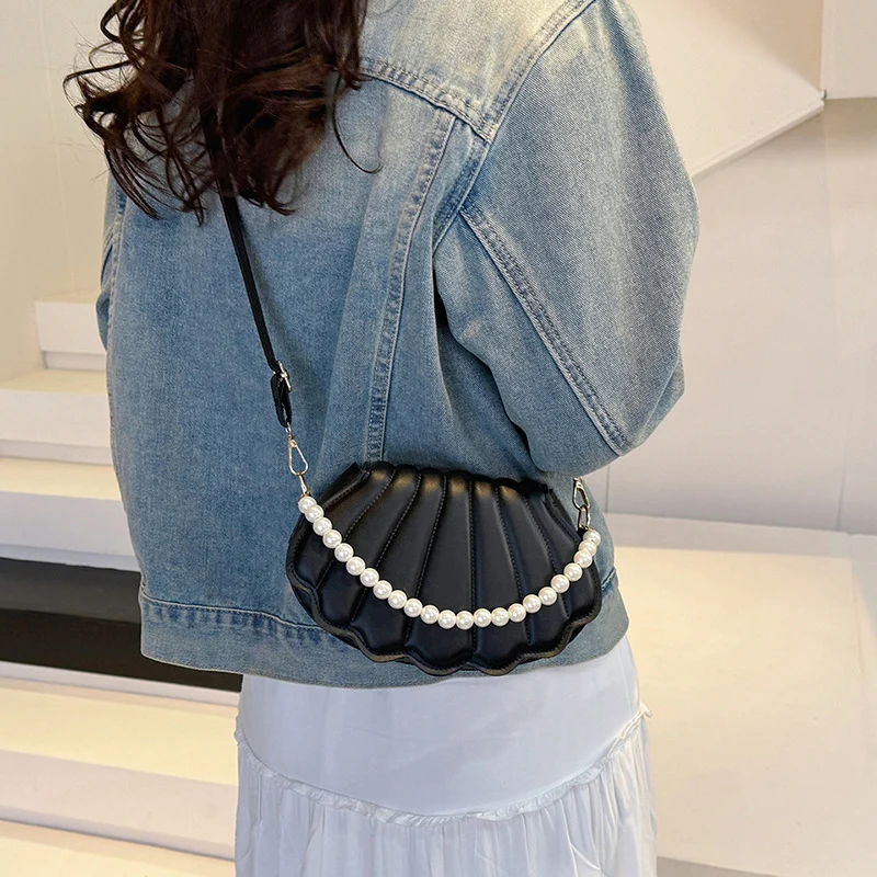 Elegante Steppabenda Clutch