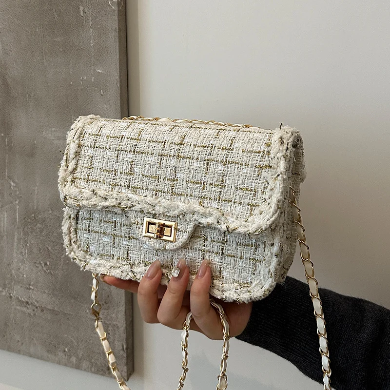 Elegante Texturierte Abend Clutch