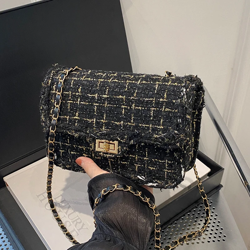 Elegante Texturierte Abend Clutch