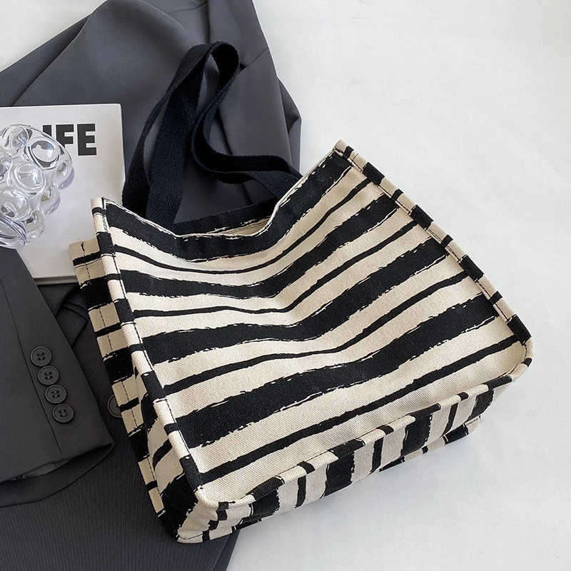 Gestreifter Canvas-Shopper