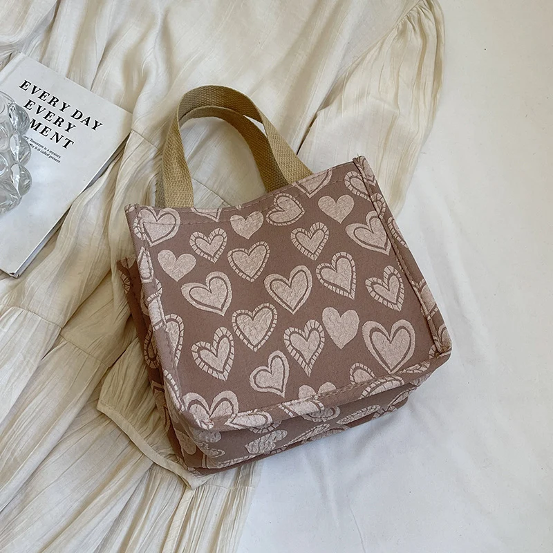 Herz-bestickte Utility Tote