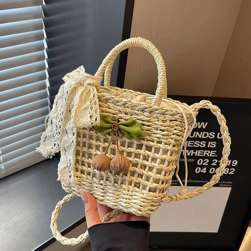 Handgefertigte Strohtasche