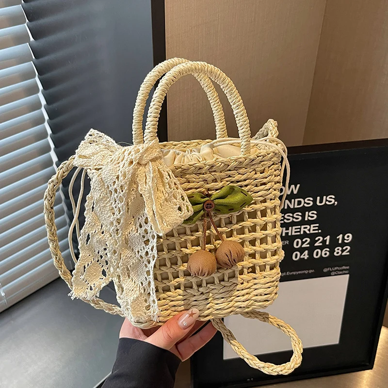 Handgefertigte Strohtasche