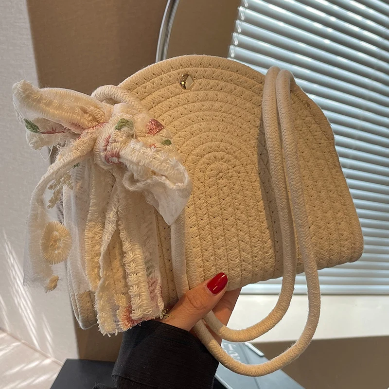 Handgefertigte Strohtasche