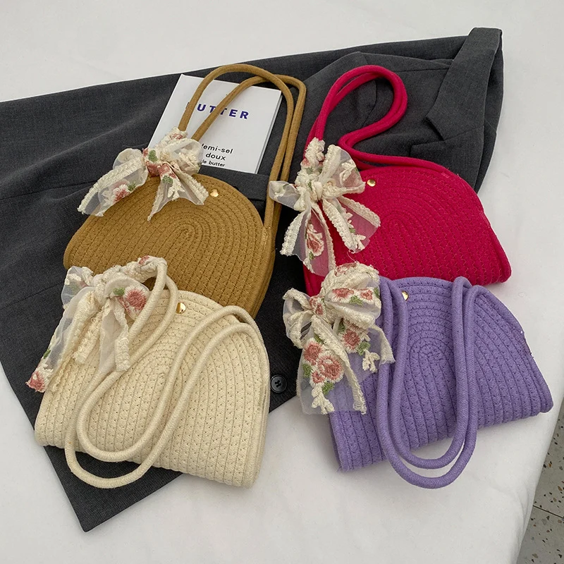 Handgefertigte Strohtasche