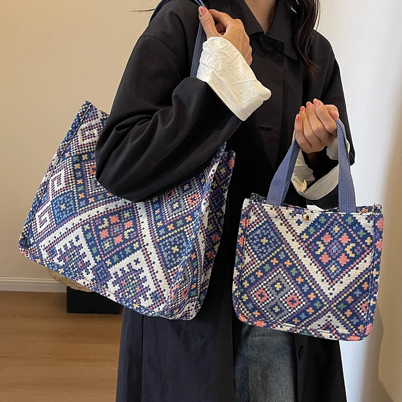 Handgefertigte geometrisch gemusterte Tote Bag