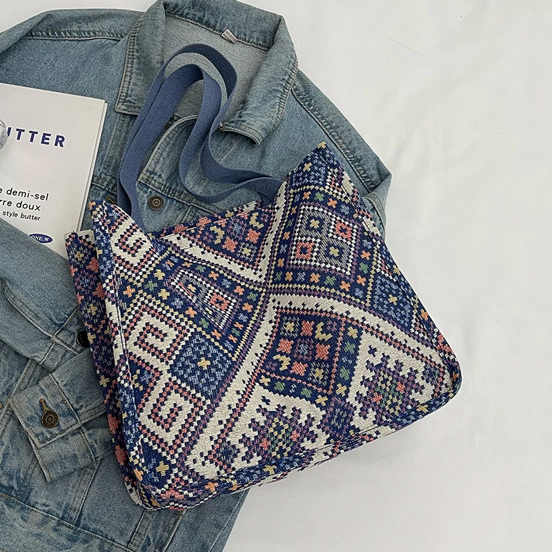 Handgefertigte geometrisch gemusterte Tote Bag
