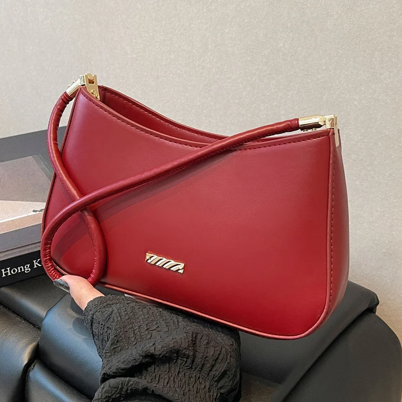 Zeitgenössische Mini-Schultertasche