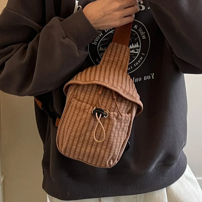 Kompakte verstellbare Crossbody-Rucksack