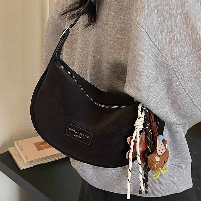 Hobo Schultertasche