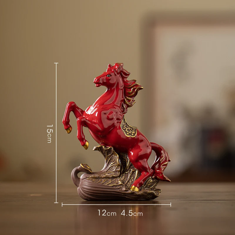 Keramik-Pferdefigur, chinesischer Stil