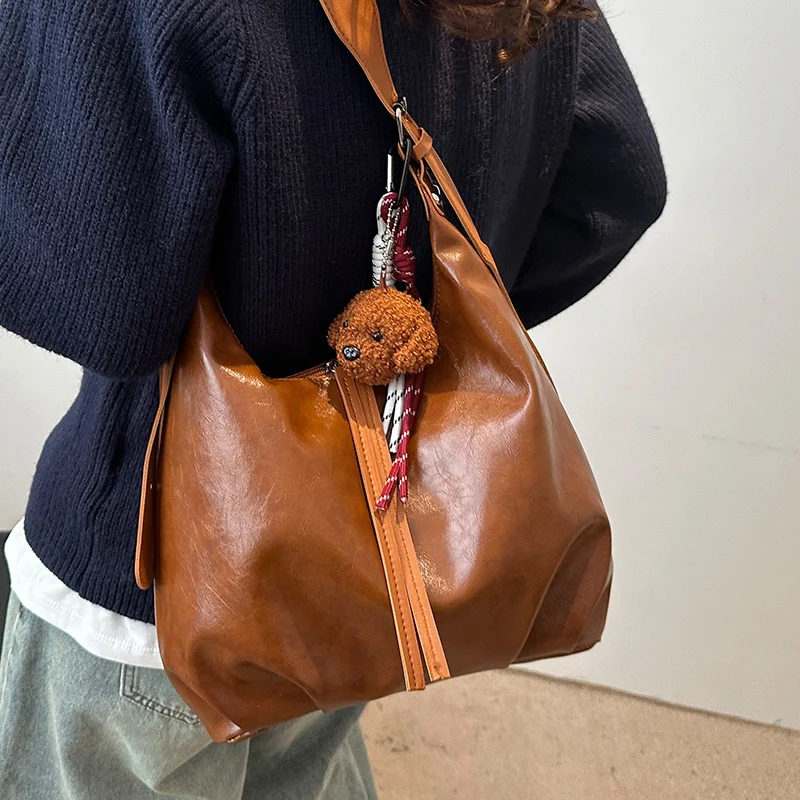 Faux Leder Bucket Bag