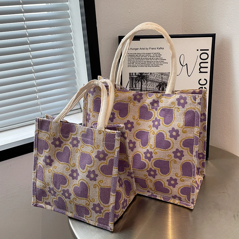 Lässige Tote-Tasche mit Herzmuster