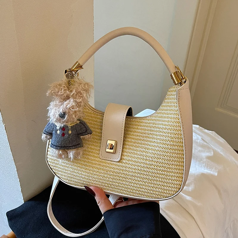 Gewebte Schultertasche