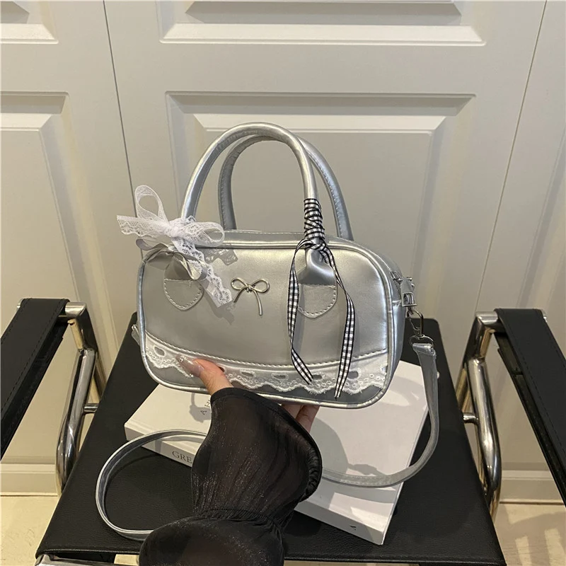 Dekorative Bow-verschönerte Handtasche