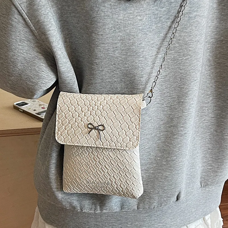 Texturierte Mini-Handtasche