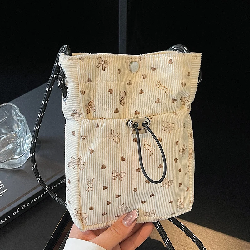 Lässige Durchzugs-Mini-Crossbody-Tasche