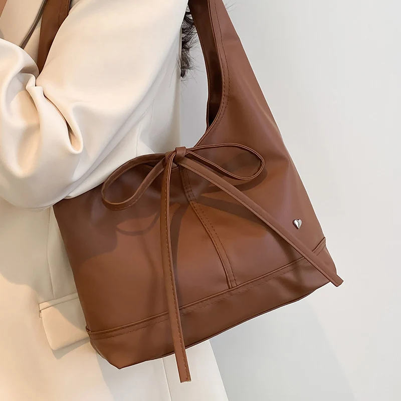 Bow-Detail Schlapp Hobo Tasche