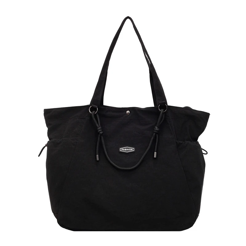 Geräumige Mehrzweck-Tragetasche mit vielen Taschen
