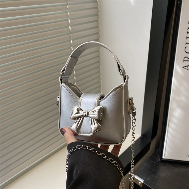 Bow Detail Mini Handtasche