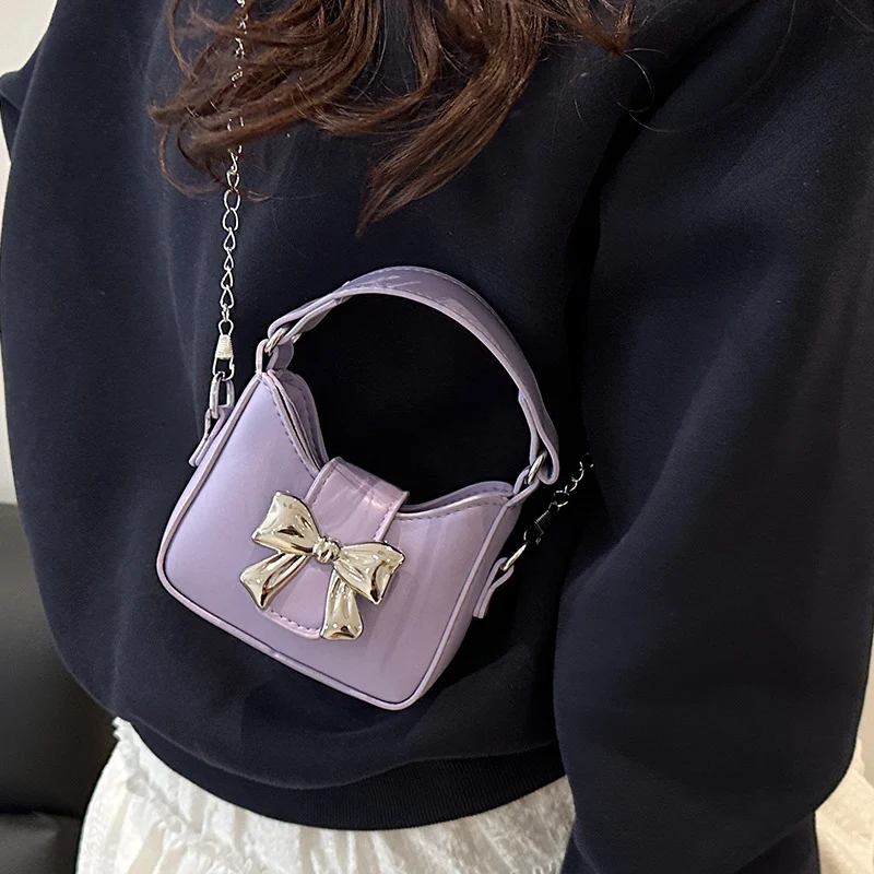 Bow Detail Mini Handtasche
