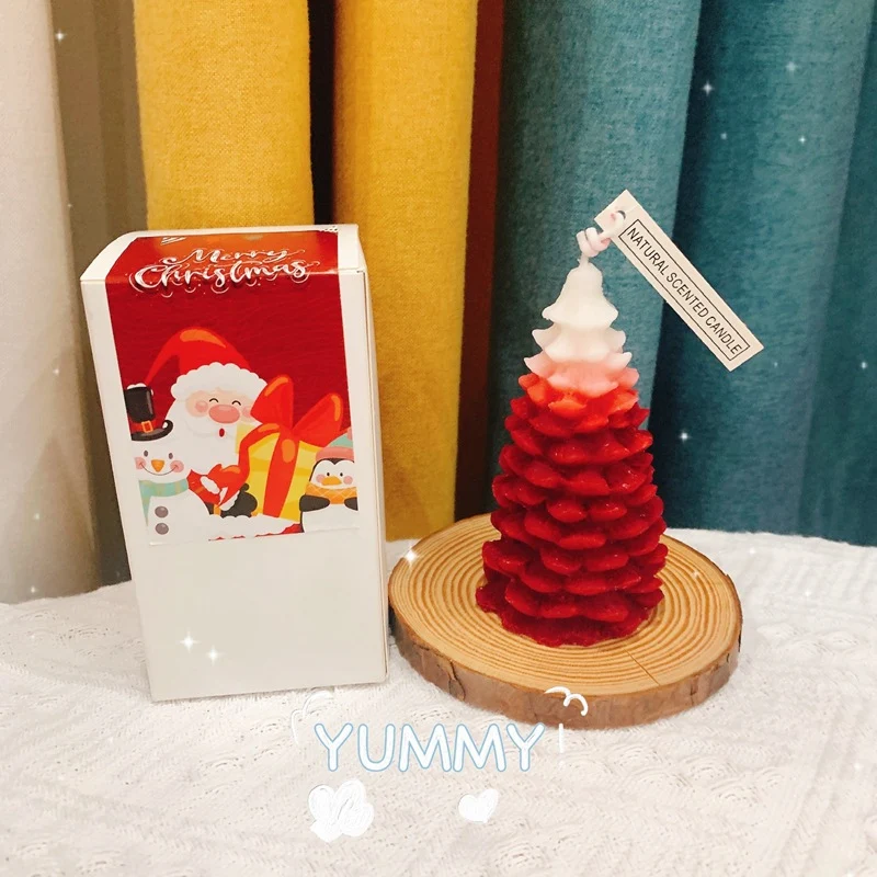 Handgeferti Weihnachtsbaum-Duftkerze aus Sojawachs
