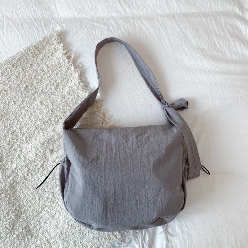 Moderne Utility Schultertasche